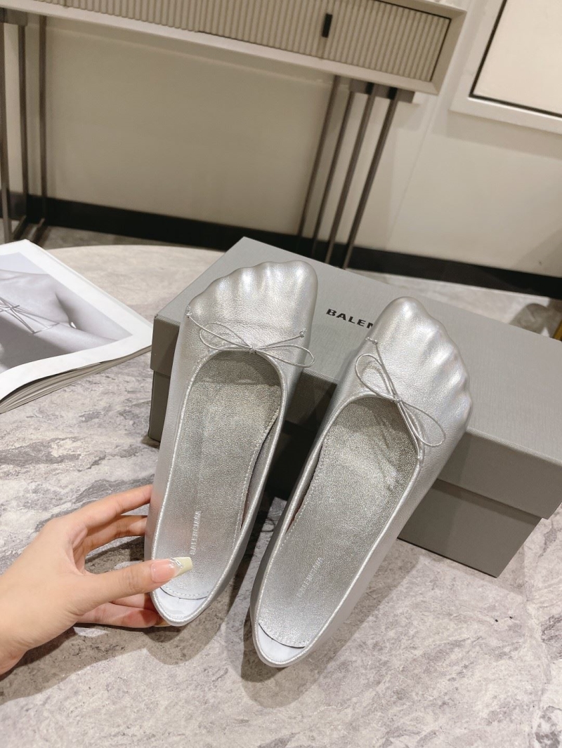 Balenciaga Low Shoes